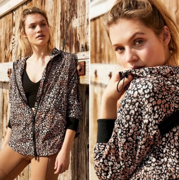free people movement: run wild jacket - leopard print size S - Picture 3 of 7